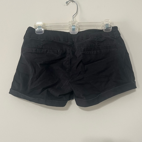 American Eagle Outfitters Black Women's Shorts - Picture 5 of 7